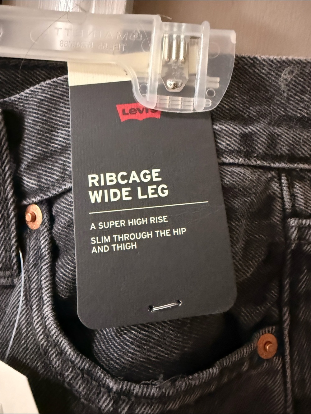 Levi's Black Wash Ribcage High Rise Wide-Leg Jeans - Picture 6 of 7